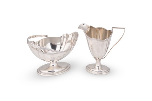 Lot 452 - An early 20th century American metalwares silver cream jug and sugar basket