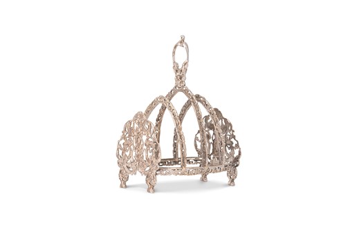Lot 493 - A Victorian cast silver 5 bar toast rack