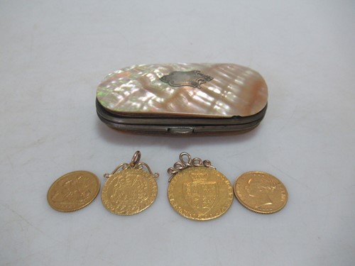Lot 173 - A Victoria 'Old head' half sovereign dated...