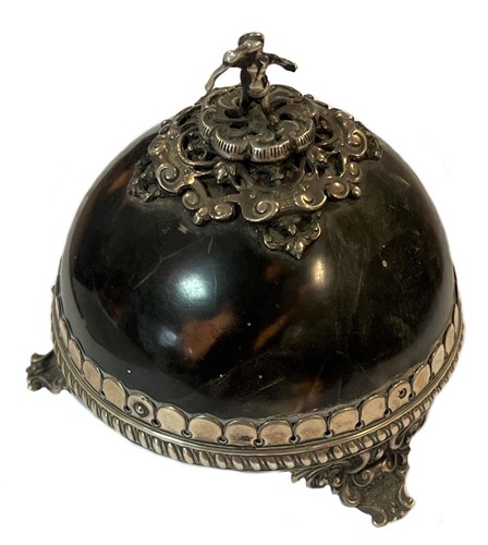 Lot 422 - A Victorian silver and tortoiseshell table bell