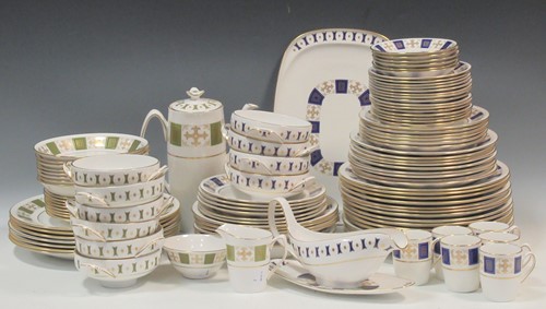 Lot 19 - A collection of Spode 'Persia' pattern dinner...