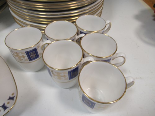 Lot 19 - A collection of Spode 'Persia' pattern dinner...