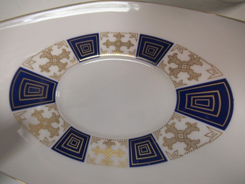 Lot 19 - A collection of Spode 'Persia' pattern dinner...