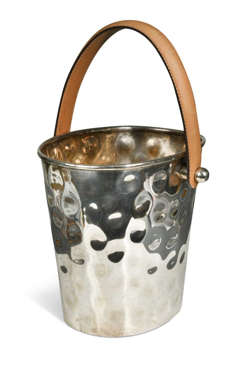Lot 183 - A contemporary silver-plated ice bucket