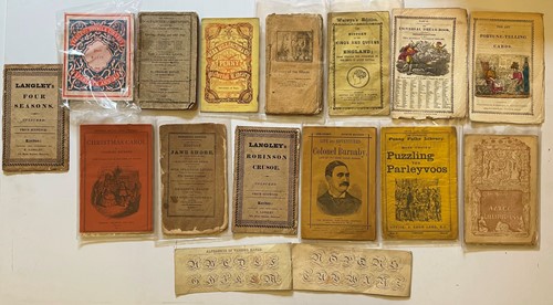 Lot 192 - Chapbooks and similar paper works. Collection,...