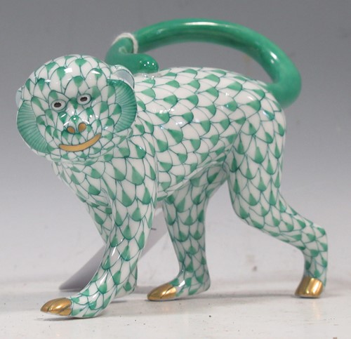 Lot 50 - Herend green fishnet walking monkey no.15391,...