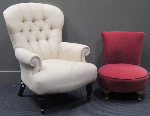 Lot 337 - A modern button back armchair upholstered in a...