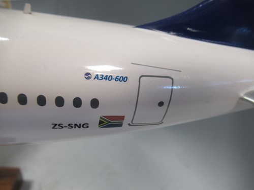 Lot 121 - A model of the South African airlines A340 -...