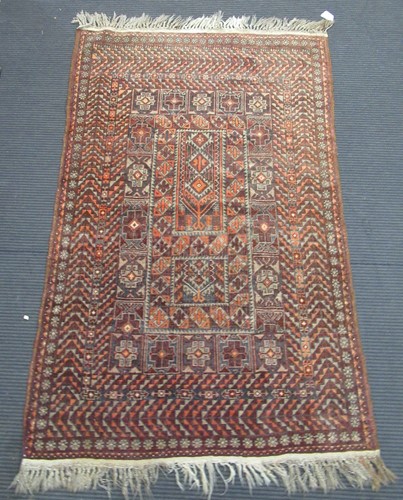 Lot 413 - An ersari rug, 157 x 90cm