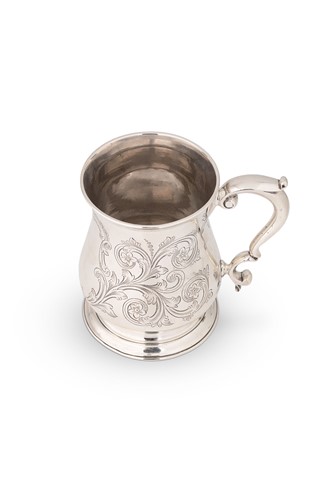 Lot 466 - A George II silver tankard