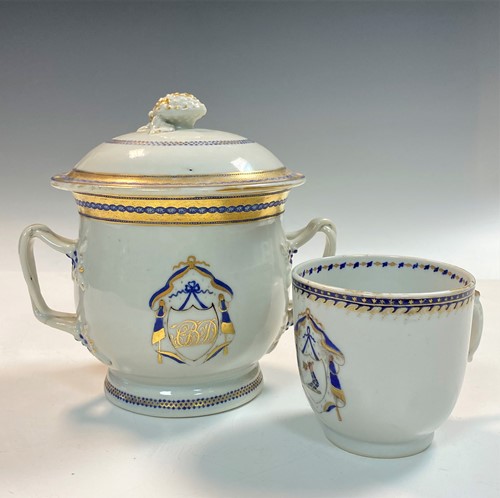 Lot 31 - A Chinese export armorial two-handled sucrier and cover