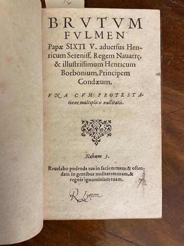 Lot 63 - Brutum Fulmen Papae Sixti V adversus Henricum...