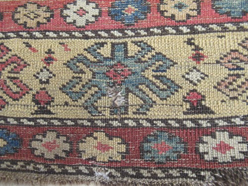 Lot 19 - A late 19th century shirvan rug 132 x 107cm