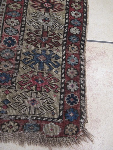 Lot 19 - A late 19th century shirvan rug 132 x 107cm