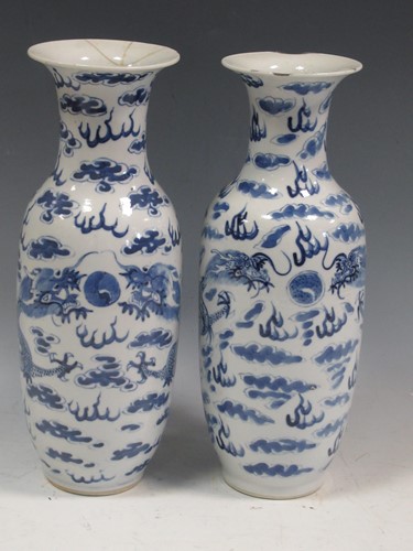 Lot 67 - A pair of Chinese 19th century blue and white...