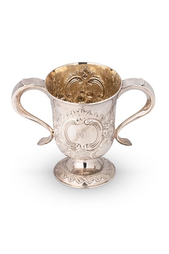 Lot 536 - Newcastle - A George III 18th century silver two handled loving cup