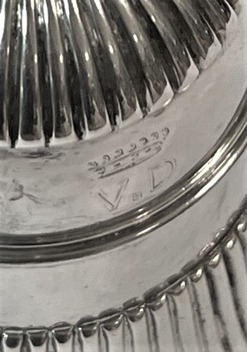 Lot 421 - A Victorian silver table bell of heavy gauge