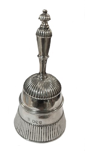 Lot 421 - A Victorian silver table bell of heavy gauge