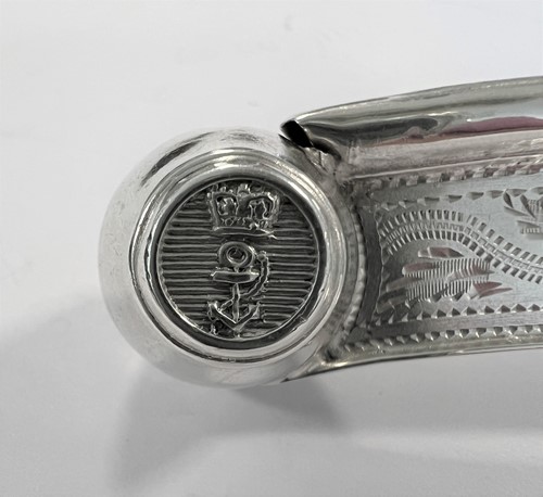 Lot 423 - A Victorian silver Royal Navy bosun's whistle