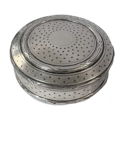 Lot 367 - A French metalwares silver circular powder box