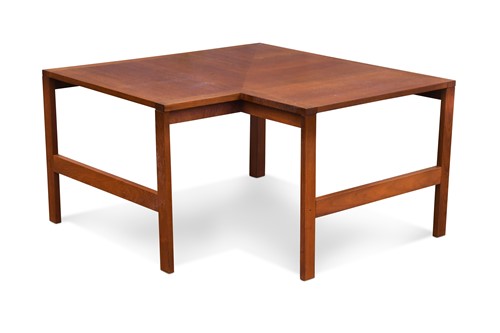 Lot 270 - Ole Gjerlor-Knudsen & Torben Lind for France & Son, a Danish teak Moduline coffee table