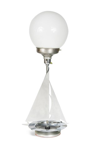 Lot 165 - An Art Deco chrome table lamp