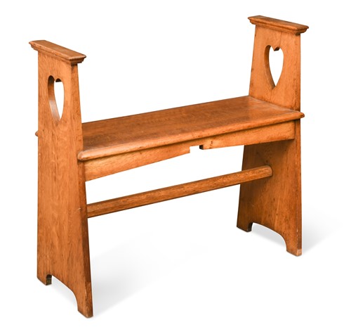 Lot 204 - An Arts & Crafts oak hall bench
