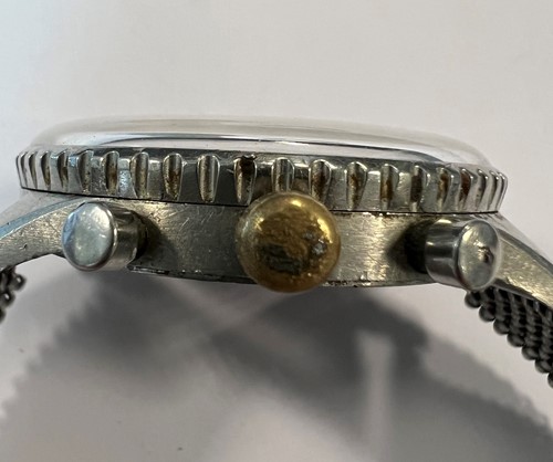 Lot 334 - Breitling - A steel 'Navitimer' wristwatch