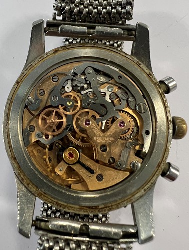 Lot 334 - Breitling - A steel 'Navitimer' wristwatch