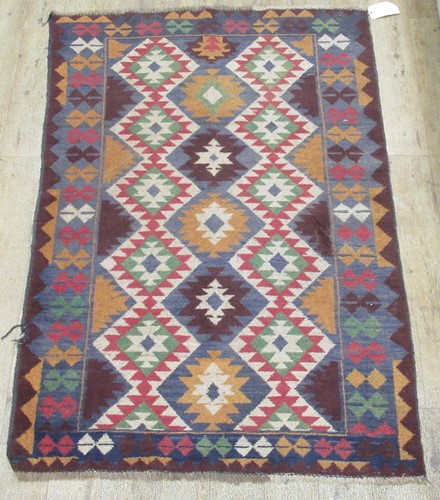 Lot 559 - A Swedish Kelim type rug, 186 x 125cm
