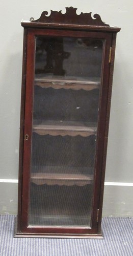 Lot 478 - A Georgian style mahogany hanging display...