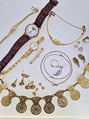 Lot 185 - Three wrist watches together with a single...