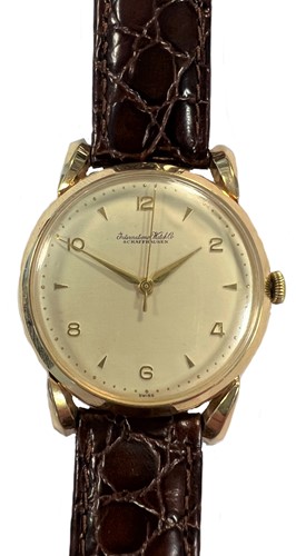 Lot 348 - IWC, Schaffhausen - An 18ct gold wristwatch