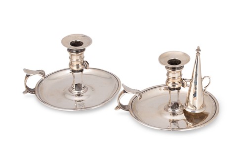 Lot 464 - A pair of George II silver chambersticks, mark of William Cafe