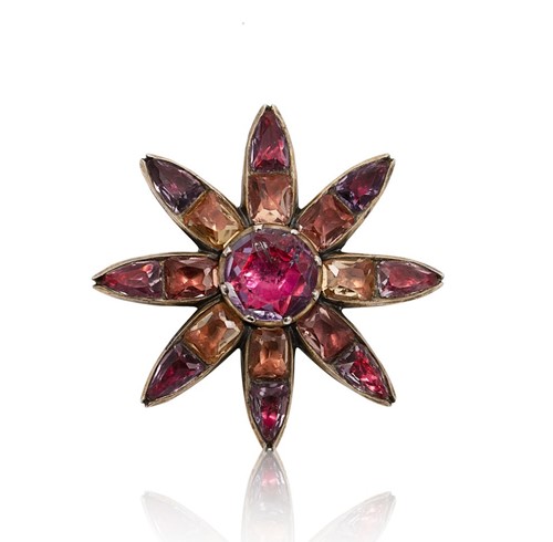 Lot 77 - A Portuguese mid to late 18th century topaz flower brooch