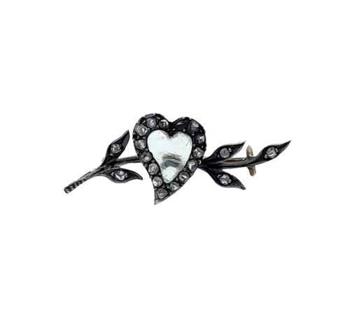Lot 50 - Child & Child - A diamond set heart brooch