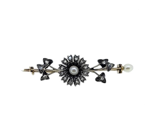 Lot 48 - A Victorian pearl and diamond floral bar brooch