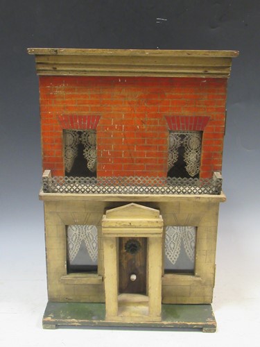 Lot 138 - A small circa.1900 travelling dolls house