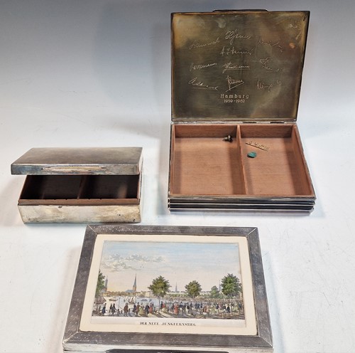 Lot 209 - 3 silver table cigarette boxes (3)