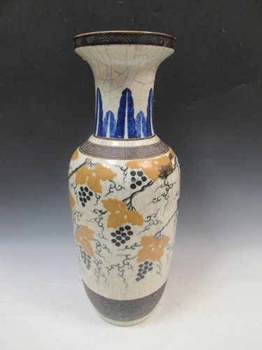 Lot 32 - A large Chinese crackle glaze vase with...