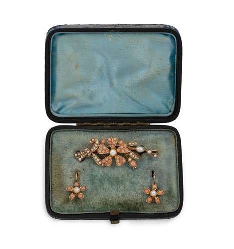 Lot 32 - A pearl and coral brooch and ear pendant suite