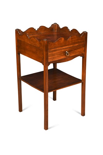 Lot 366 - A George III mahogany urn stand