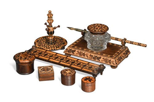 Lot 565 - A Tunbridgeware ring tree