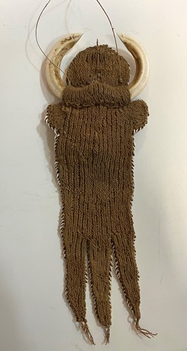 Lot 136 - A Papua New Guinea, Abelam, Karaut, pectoral ornament