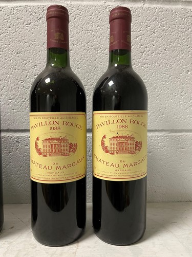 Lot 1018 - Pavillon Rouge du Chateau Margaux 1988, 2 bottles