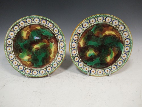 Lot 25 - An attractive pair of Wedgwood maiolica plates...
