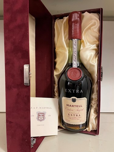 Lot 1224 - Martell Extra Cordon Argent cognac, 70cl, 43%,...