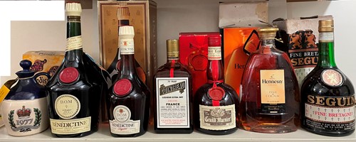 Lot 1211 - Mixed cognac, liqueurs, etc. Hennessy X.O....