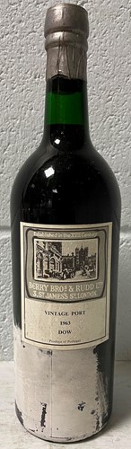 Lot 1231 - Dow’s Vintage Port 1963, Berry Brothers label,...