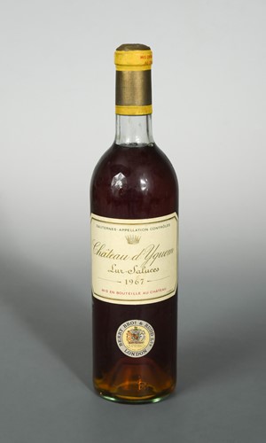 Lot 1129 - Chateau d'Yquem, Sauternes Premier Cru...